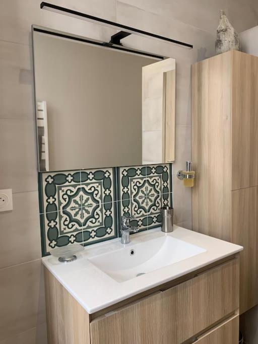 Cosy Joliette, Central, Climatise, 2 Chambres, Wifi, Garage مارسيليا المظهر الخارجي الصورة
